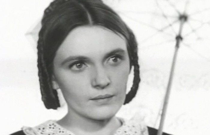    С юных лет Ольга грезила о театральных подмостках.