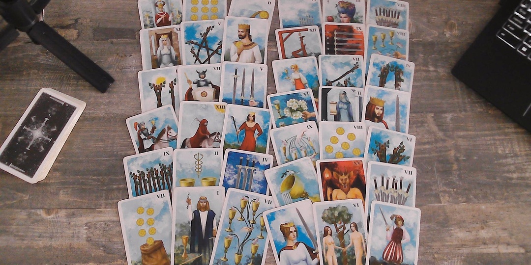 Человек застрял в водовороте событий!