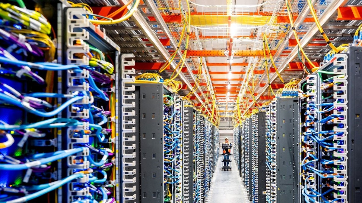 Изображение Reuters/Noah Berger for AWS  📷
