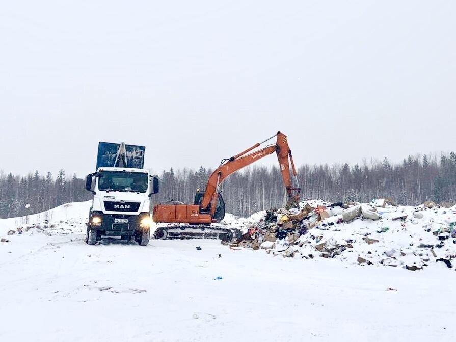    В Югре завершили вывоз отходов из мусороперегрузочных станций в четырех районах