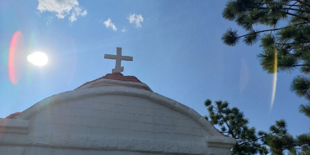 Россияне со всей страны едут в заброшенный храм Липецка, который обошло время