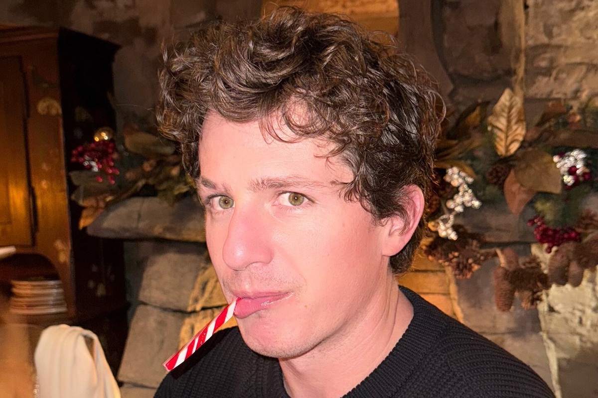     Певец Чарли Пут впервые стал отцом и раскрыл имя новорожденного