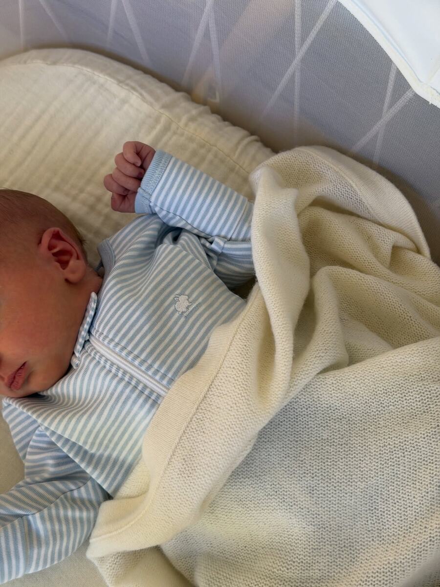    Чарли Пут показал сынаСоцсети Чарли Пута