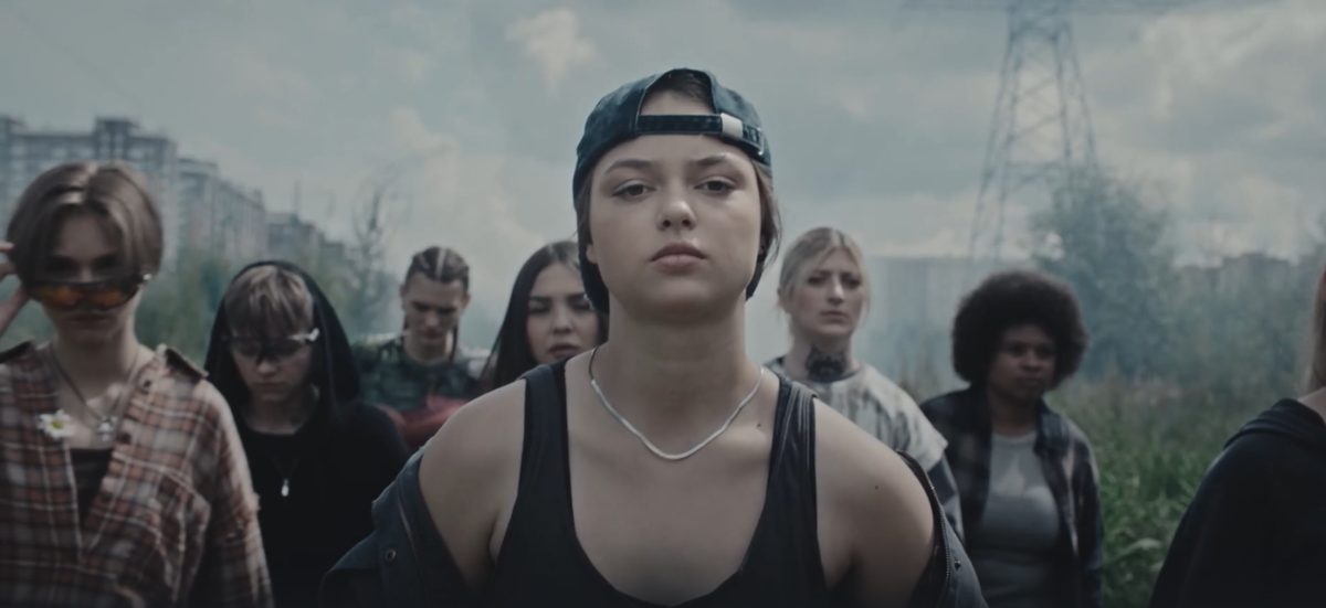 Кадр из трейлера 3-го сезона реалити-шоу «Пацанки». Телеканал: «Пятница!», 2018.