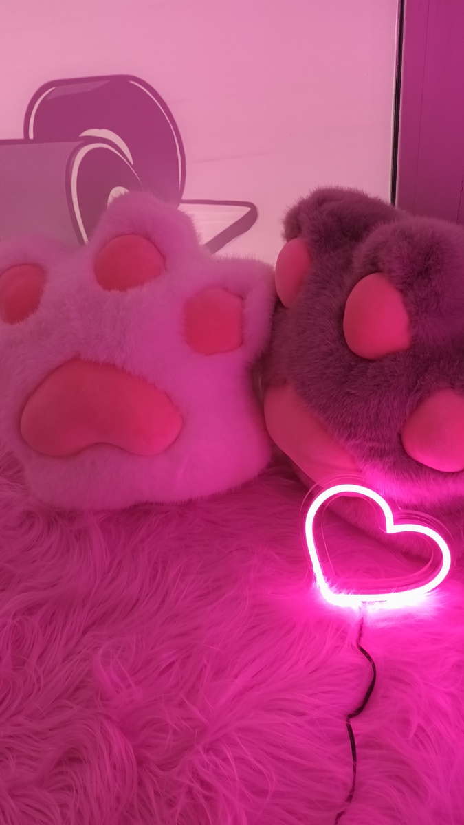 Боюсь людей в розовом..