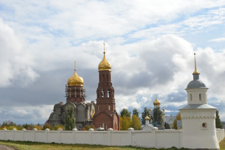    Фото Михаило-Архангельского мужского монастыря с. Козиха