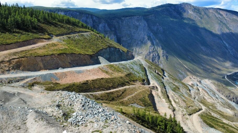 Дорогу на перевале Кату-Ярык достроят до конца октября 2027 года