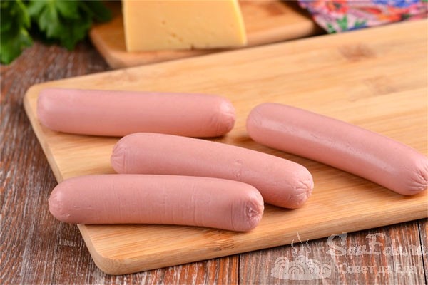 Больше не захочется их просто варить: новый взгляд на привычные сосиски (2 варианта)