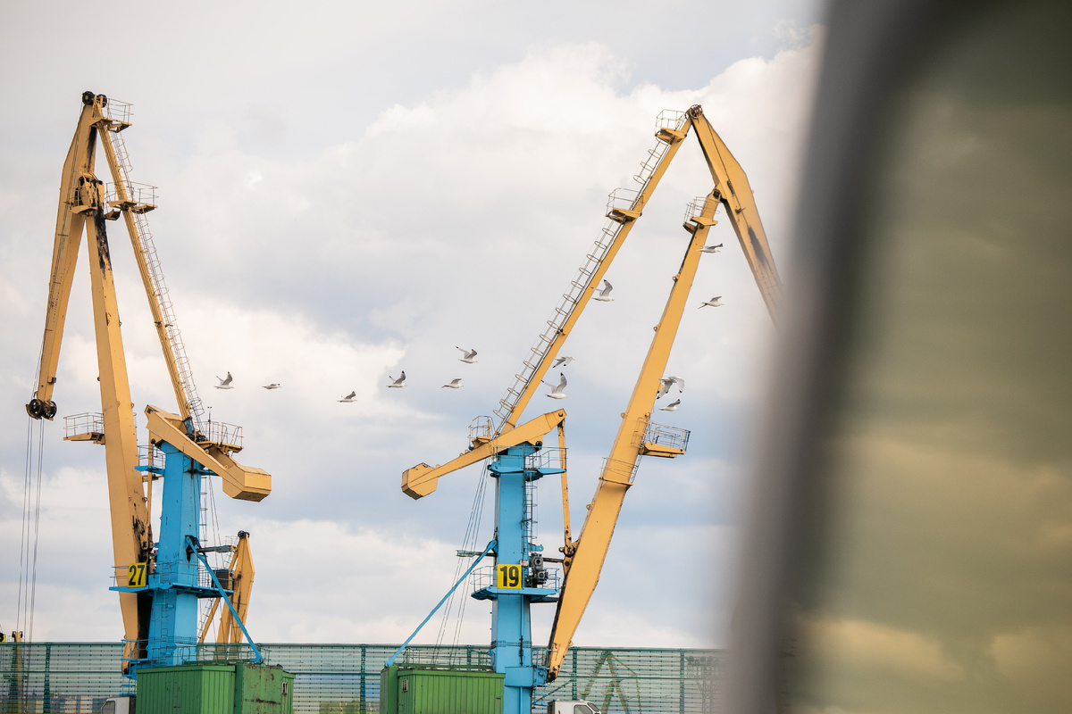 Краны в Мурманском балкерном терминале