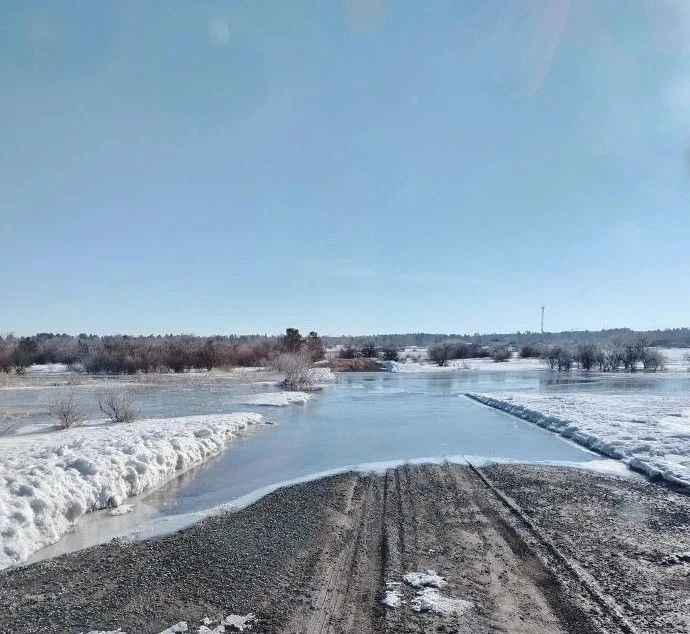    В Оренбуржье из-за паводка перекрывают дороги и мосты Оренбуржье
