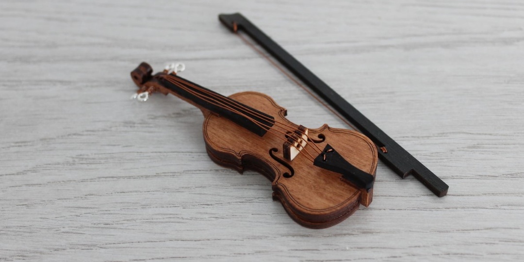 Сосед любил включать музыку в два часа ночи. А я нашла способ объяснить ему, как это «приятно» — без скандалов и участкового.