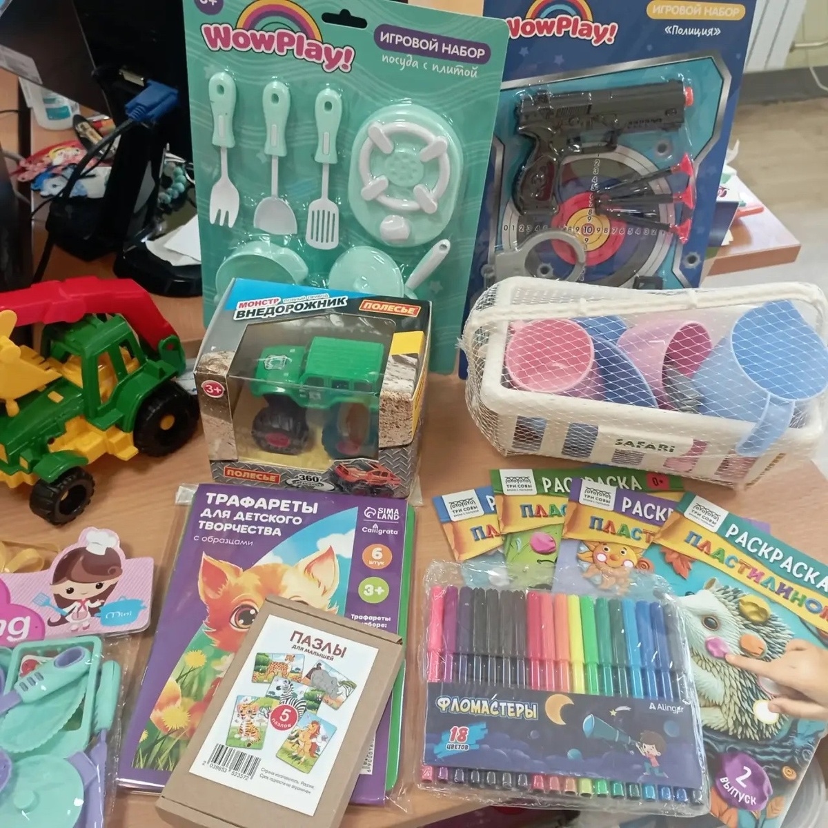    Школьники Энгозера собрали подарки для маленьких пациентов Детской больницы@ Детская Республиканская больница И. Н. Григовича/ ВК