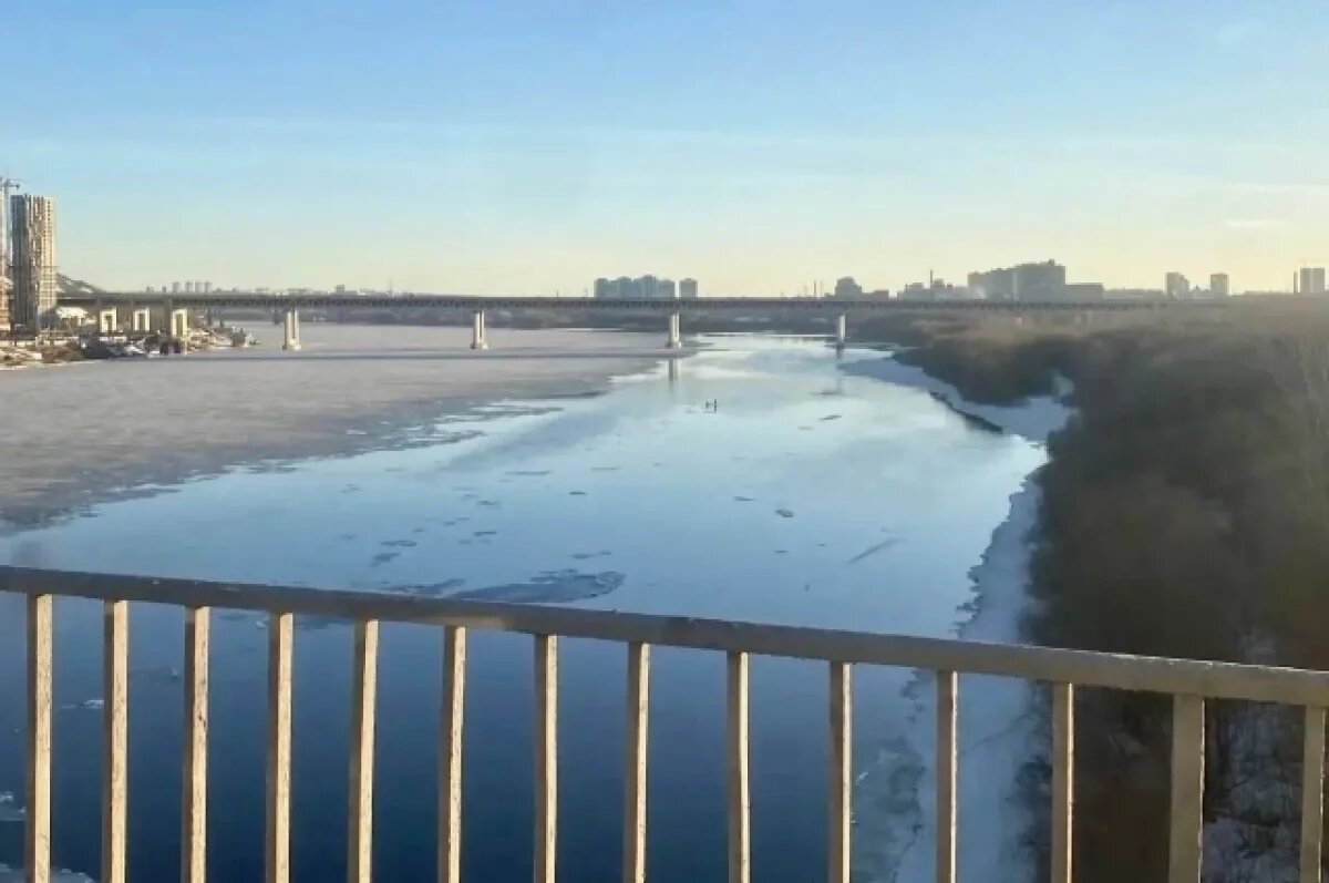    Сапбордистов приняли за тонущих рыбаков и пытались спасти