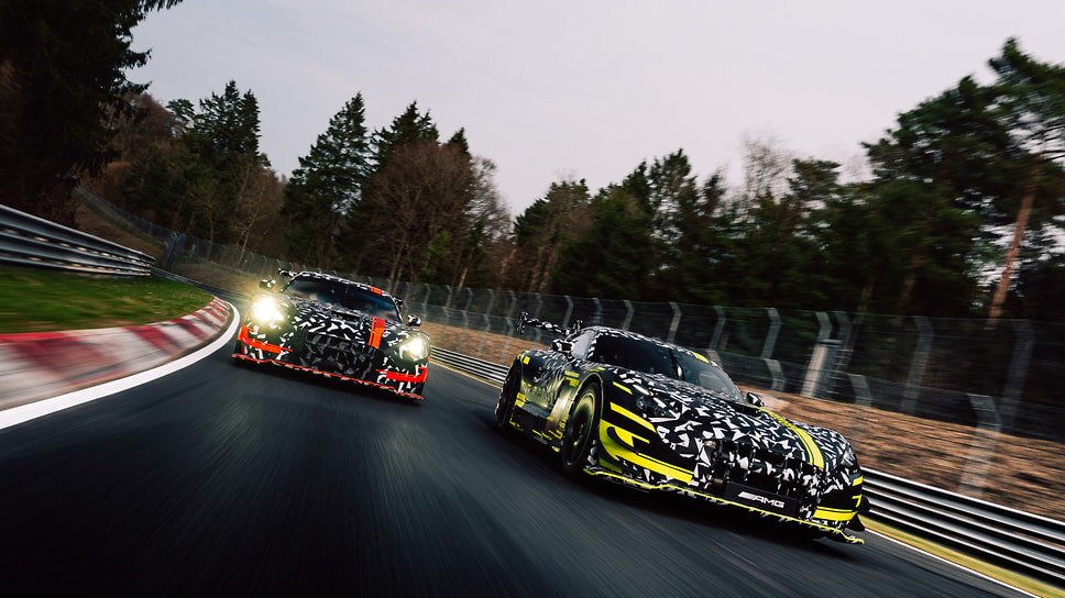 Mercedes-AMG GT3 и Mercedes-AMG GT Black Series.📷Фото: Mercedes-Benz