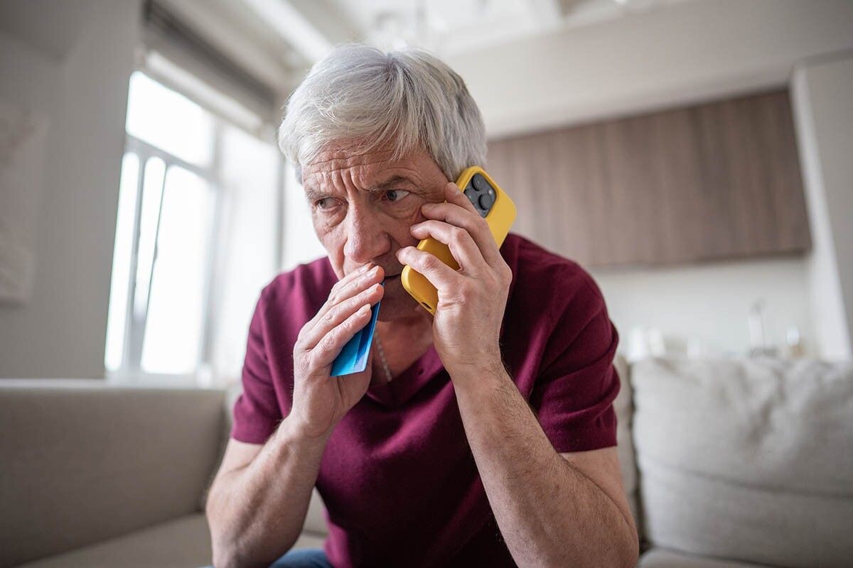 Каждый раз злоумышленники придумывают новые изощренные методы обмана. Источник: DimaBerlin / Shutterstock / FOTODOM📷
