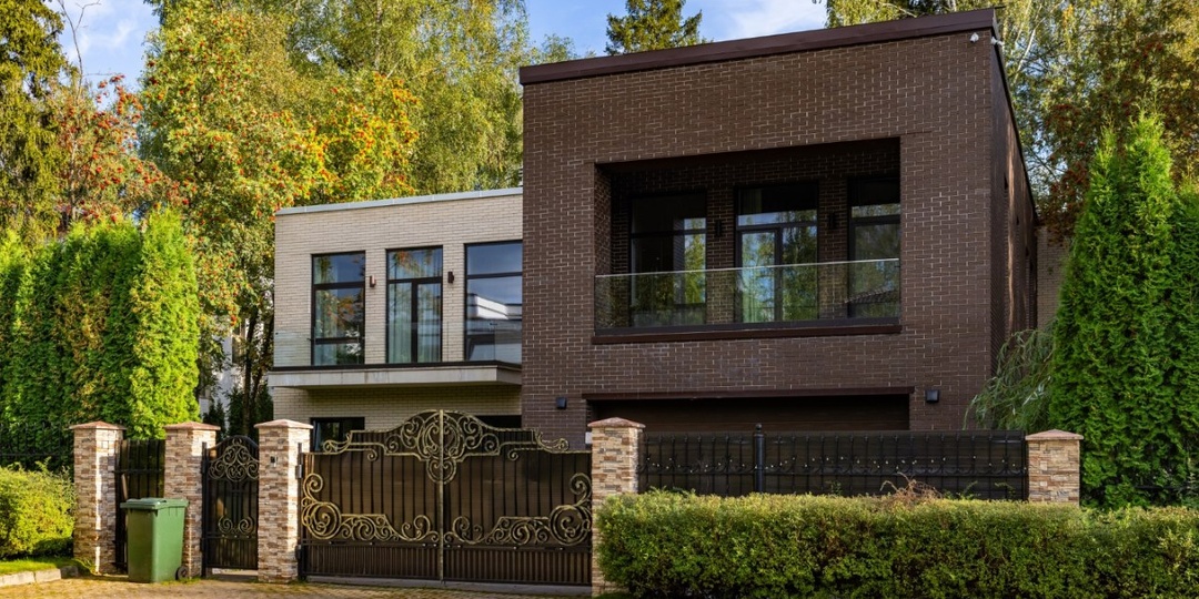 В Подмосковье выставлена на продажу резиденция Димы Билана