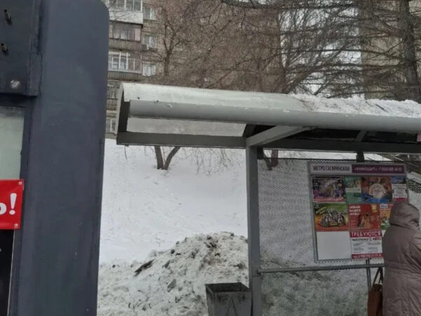    Отремонтированная остановка / фото мэрии Новосибирска