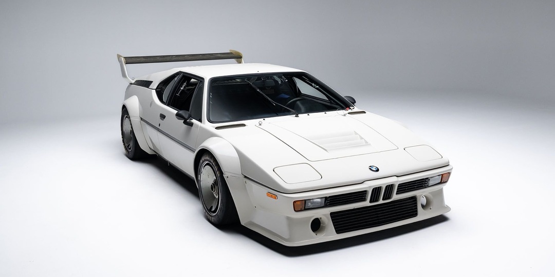 BMW M1 Procar 1980 – Чистый холст для искусства