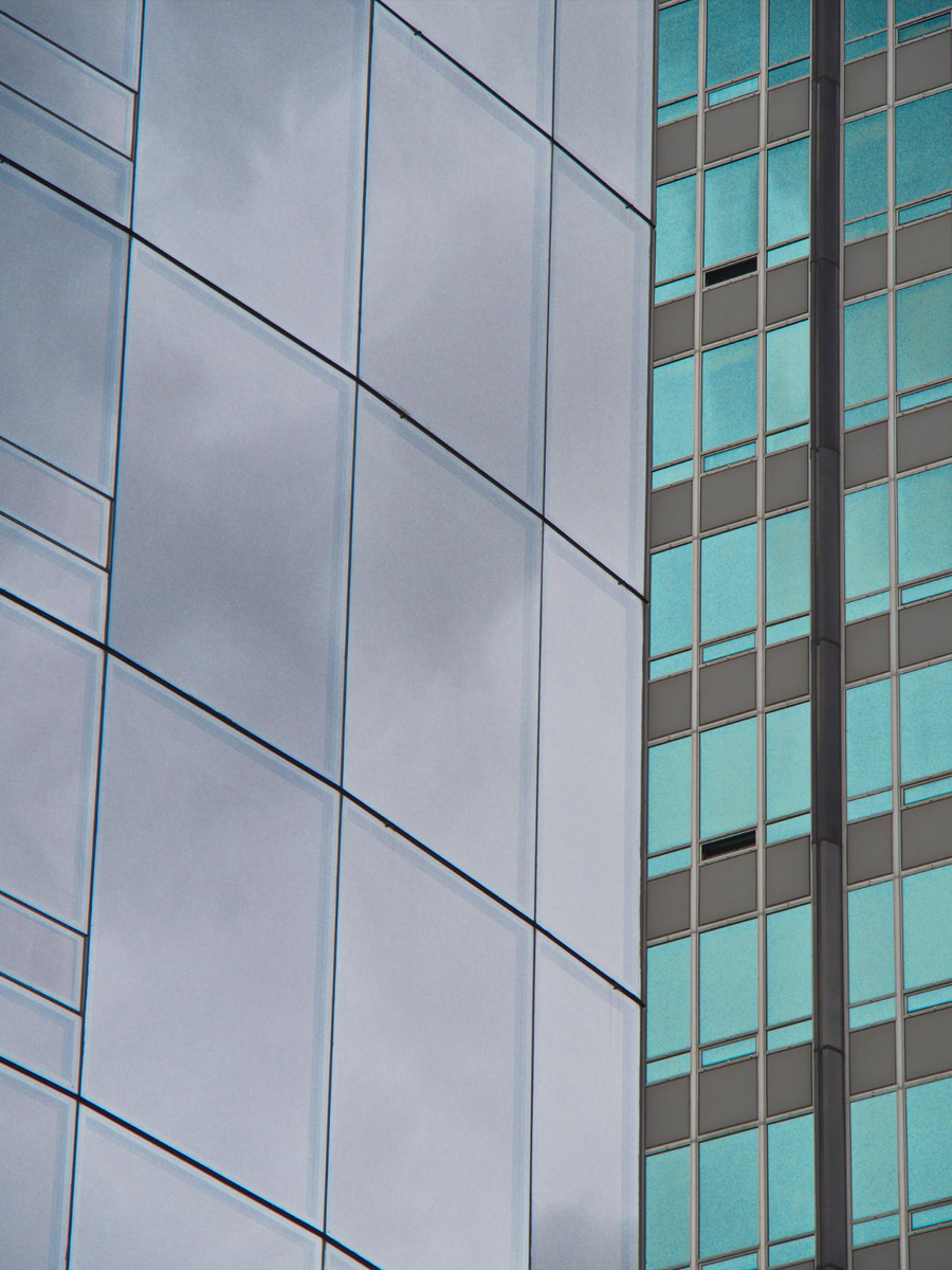 Термохромные и фотохромные окна работают без подключения к сети   
