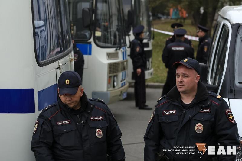    ЕАН. Полицейские