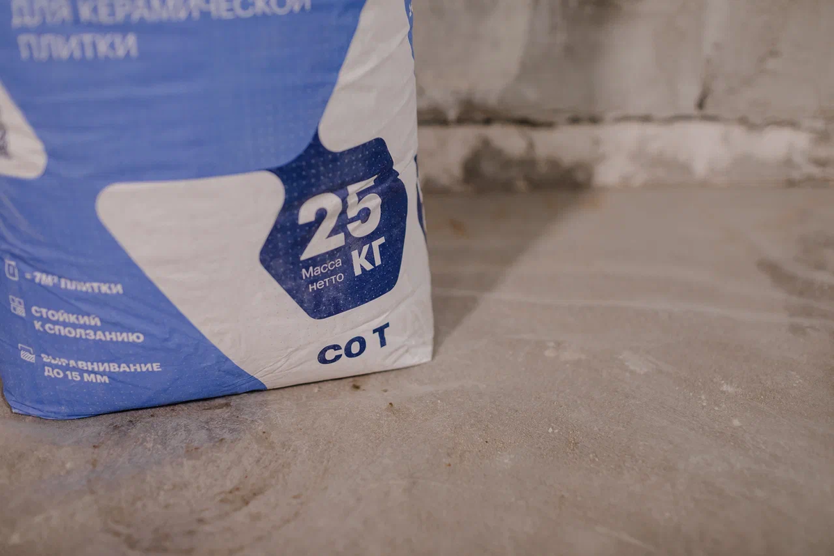 На примере – мешок с клеем С0 от нашего бренда Цементум.