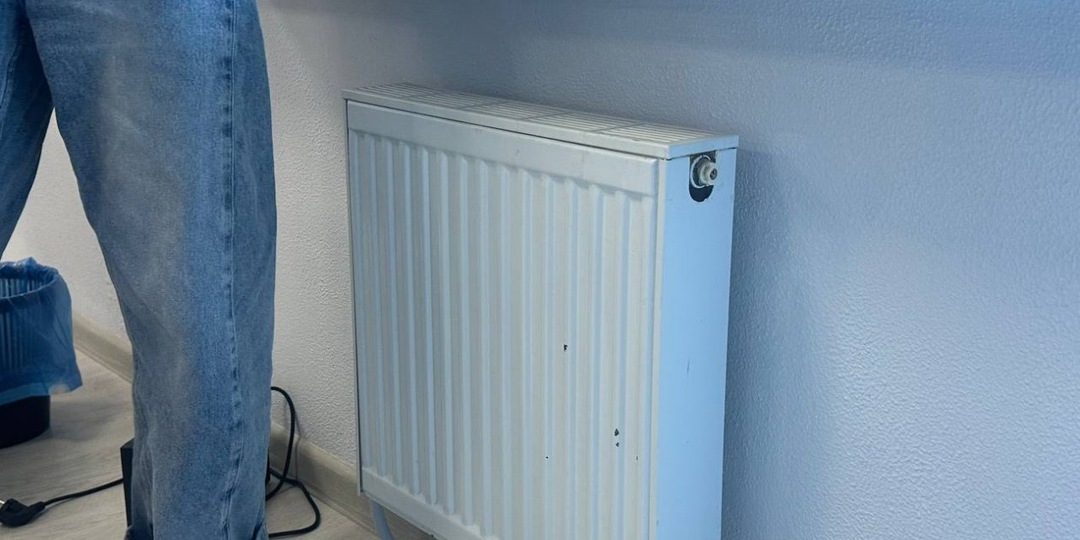 Заставят вернуть как было и возьмут штраф: ЖКХ-эксперт Бондарь о замене батарей