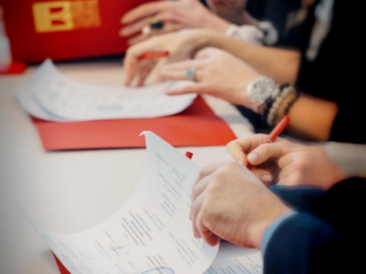    В Петербурге хотят создать городскую киноэкосистему, которая объединит традиции ленинградской школы кино, мощный образовательный потенциал и растущие объемы производства