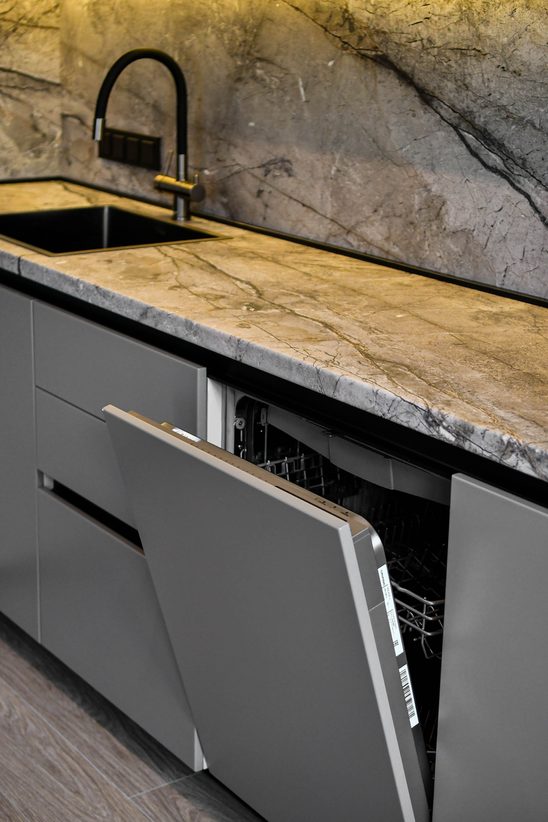 Пластиковая столешница 