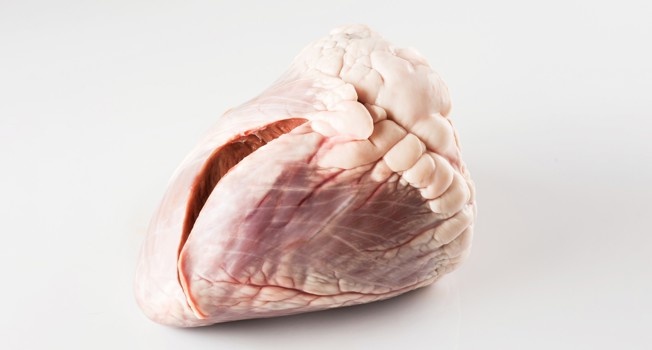 Нож в сердце: как чистить, мариновать и готовить сердца разных животных