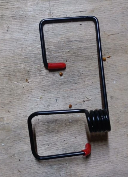 Дополнительная пружина для дворника.