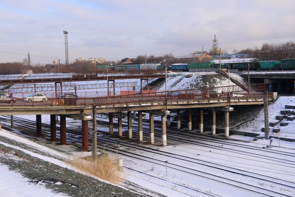    Путепровод на проспекте Калинина. Источник: Виталий Барабаш/"Толк"