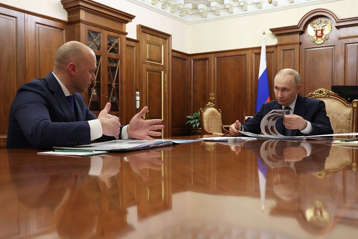 Губернатор Калининградской области Алексей Беспрозванных и президент России Владимир Путин.Фото: Кремль Алексей Луньков  📷
