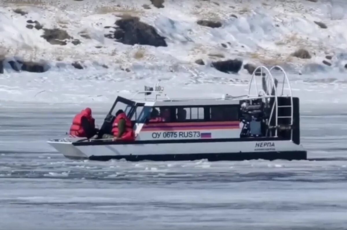    Отследили по камерам.