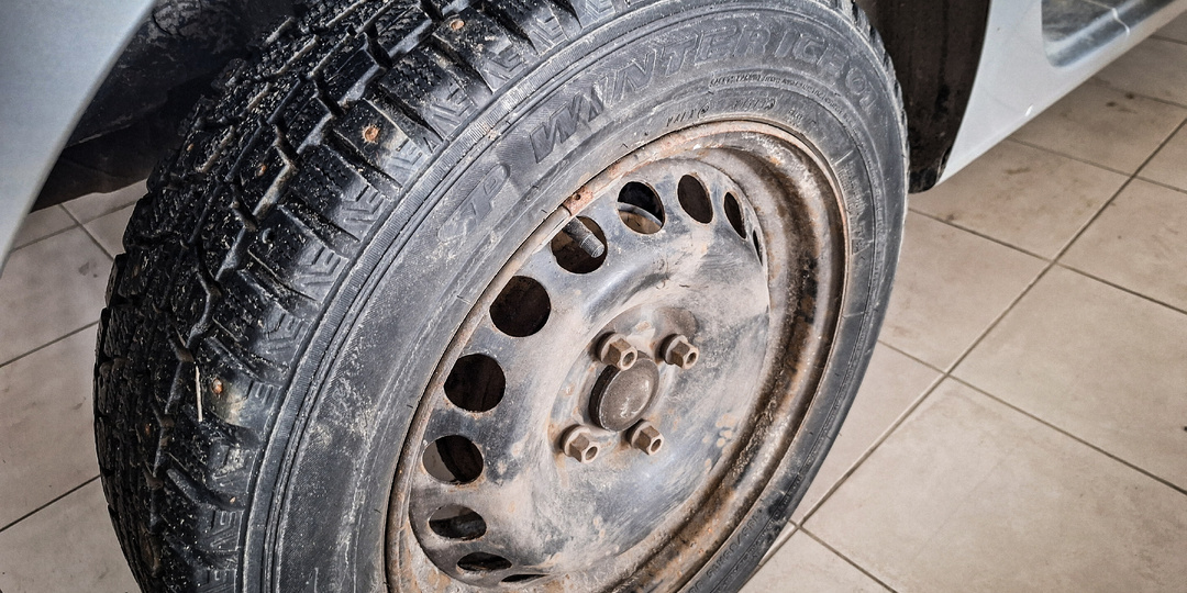 Когда по закону нужно менять зимнюю резину на летнюю в 2026 году. Разобрался в нюансах - рассказываю