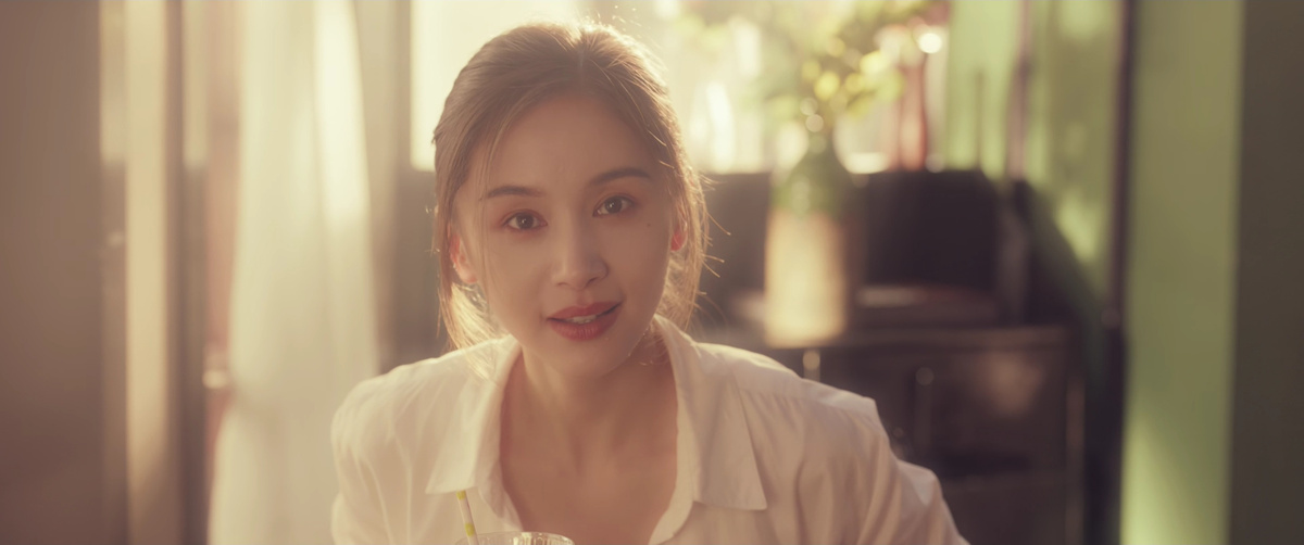 Ван Цзывэнь в роли Ли Сяоси в сериале "Цикада"