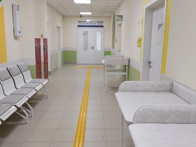     В возрастной структуре заболевших взрослые составляют – 49,3%, дети – 50,7%. Фото: Архив МК в Великом Новгороде