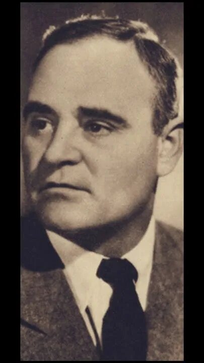 На изображении представлен портрет Георге Георгиу-Дежа (рум. Gheorghe Gheorghiu-Dej) — румынского политического, государственного и партийного деятеля .