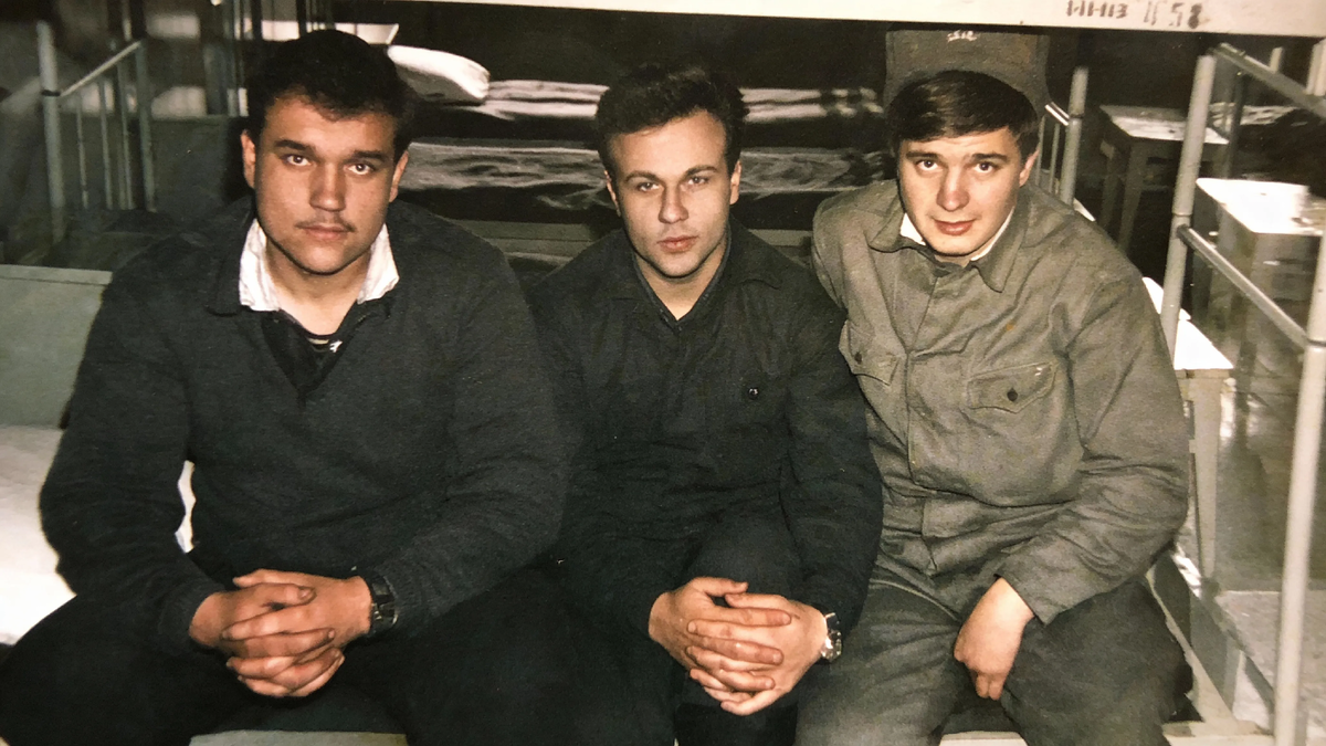 Фото автора. Изображение улучшено и раскрашено нейросетью 