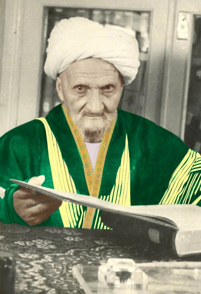   Эшон Бабахан ибн, исламский религиозный деятель, проповедник, учёный-богослов и правовед, шейх-уль-ислам.