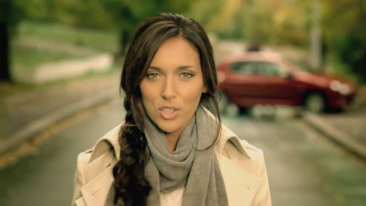 Фото: скриншот видео клипа Алсу