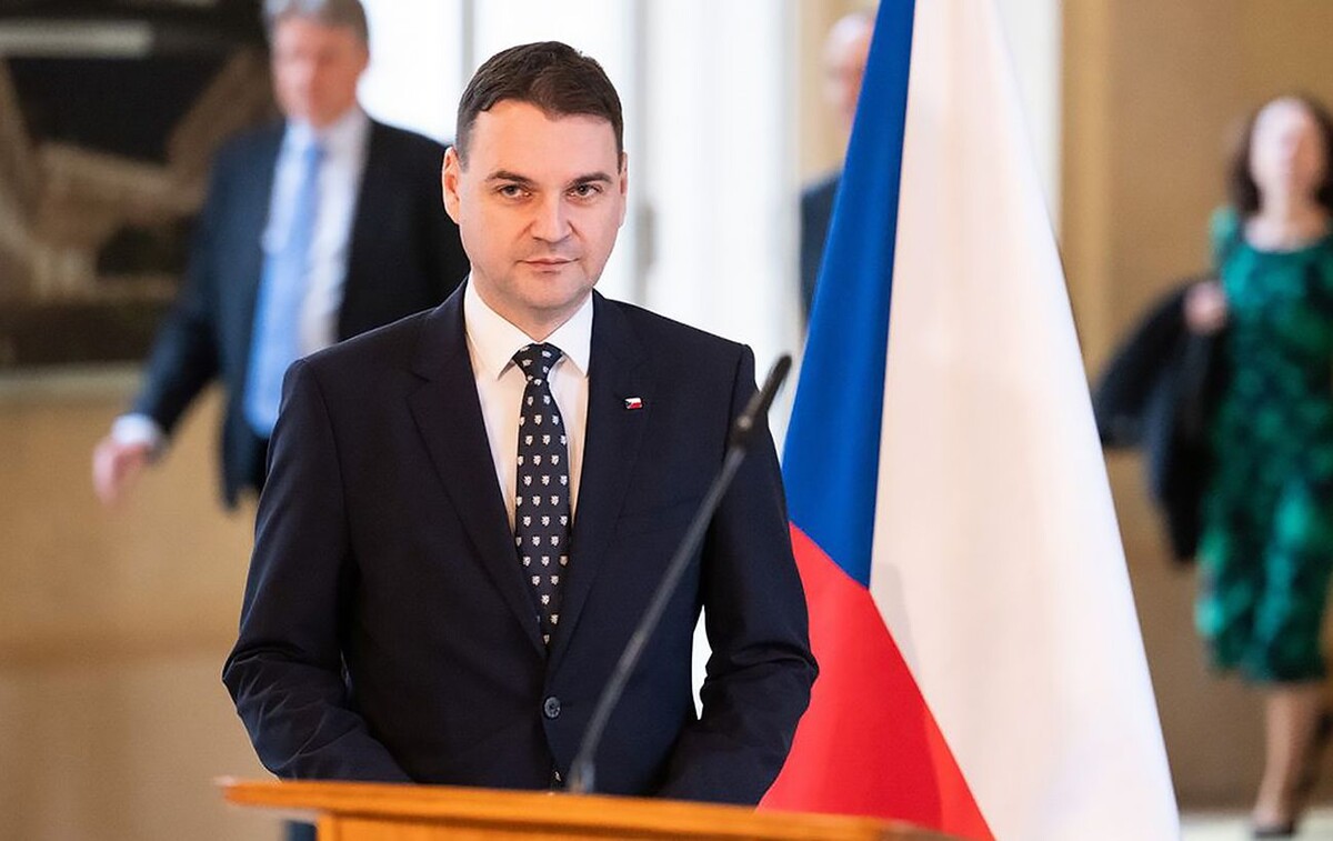    Глава МИД Чехии назвал Орбана деятелем, которые «рождаются раз в 500 лет»