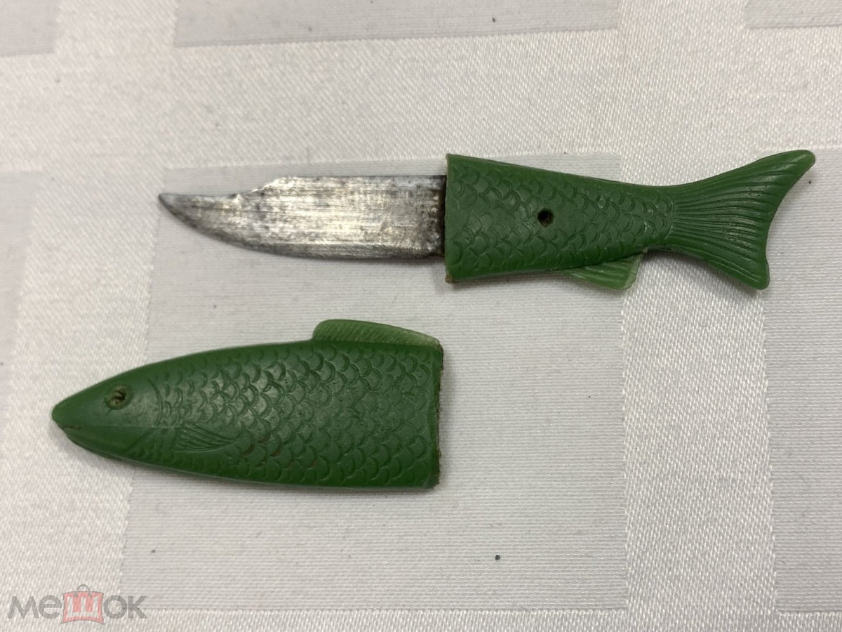 Вот примерно такая "чинка", только синего цвета.