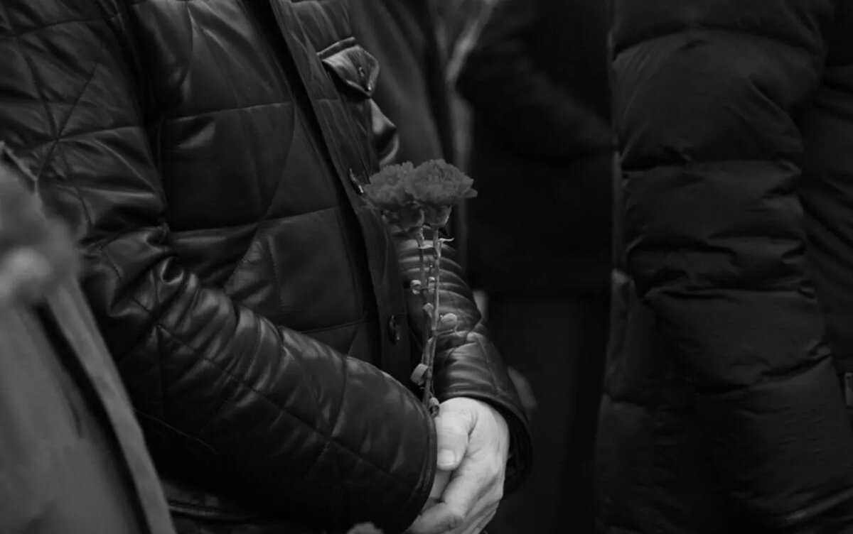    Двух погибших в зоне СВО земляков похоронили в Удмуртии