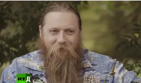 А на этого человека Евгений Ли случайно не похож? Фото из открытого источника Интернета 