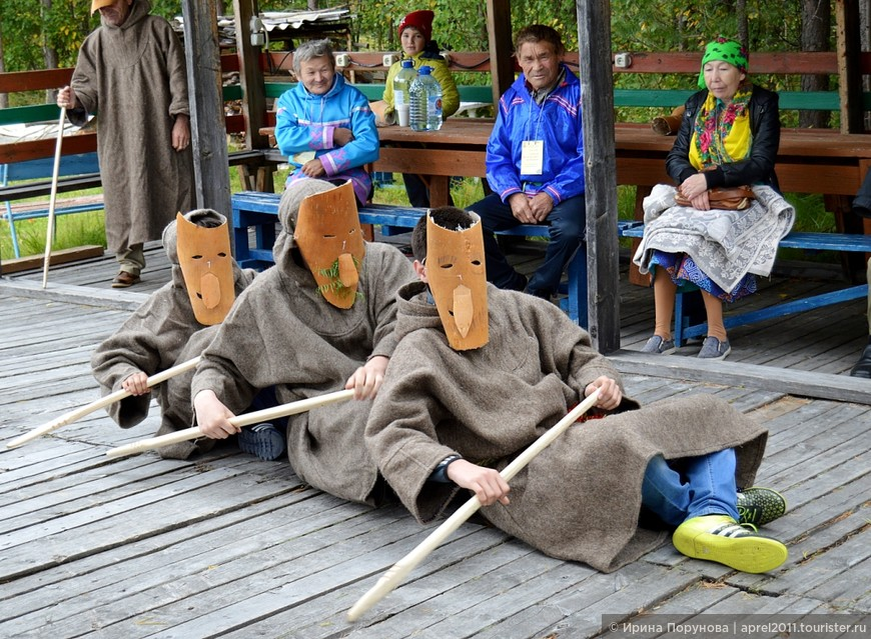 Современный медвежий праздник. Фото из Интернета (портал: Национальный акцент)