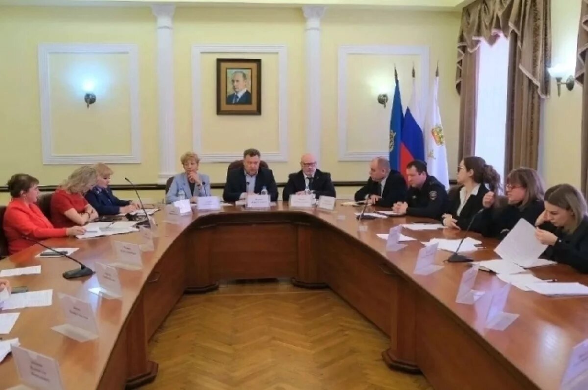    В Астрахани усиливают работу с подростками из группы риска