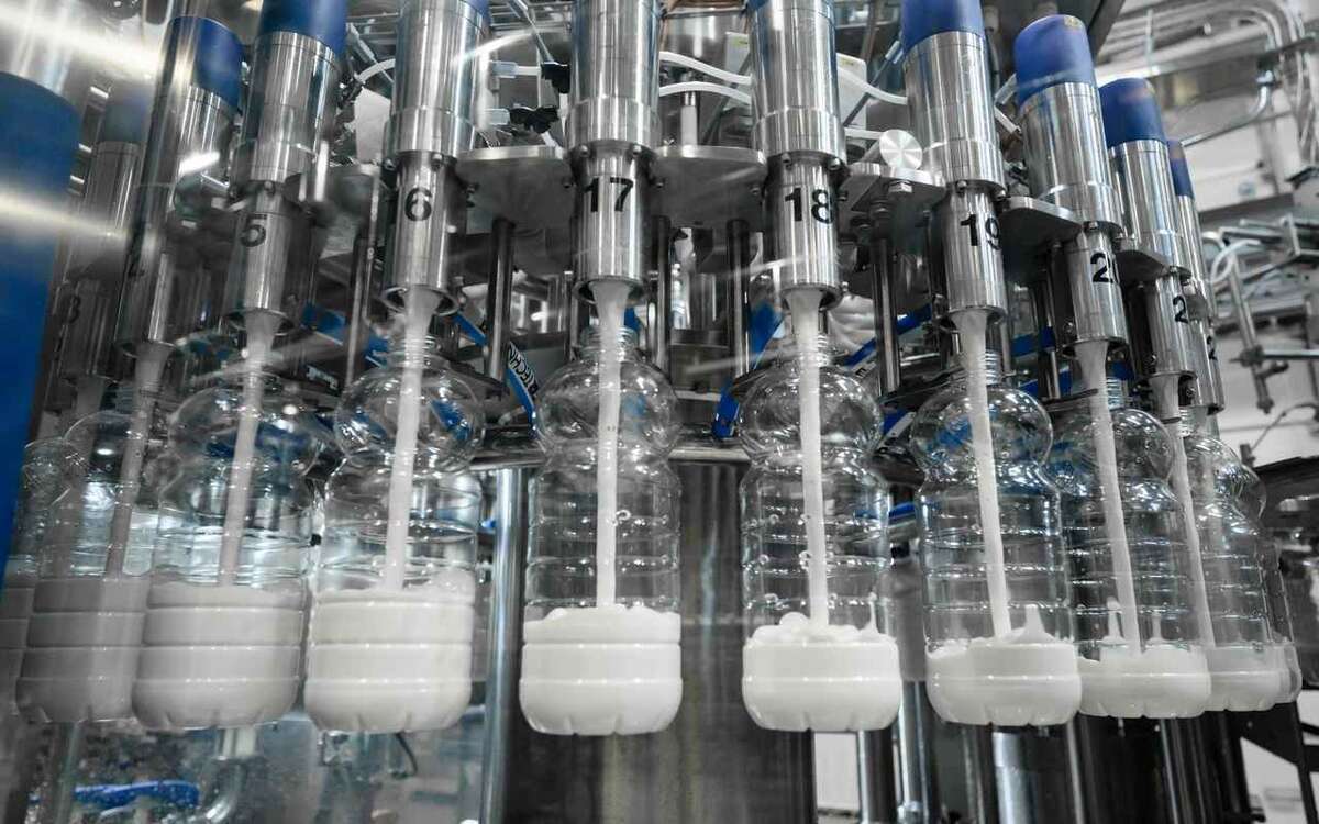    «Каждый год вкладываем миллиарды, чтобы сохранять лидерство», – управляющий акционер «Лебедяньмолоко» Игорь Кремнев Елизавета Орищенко