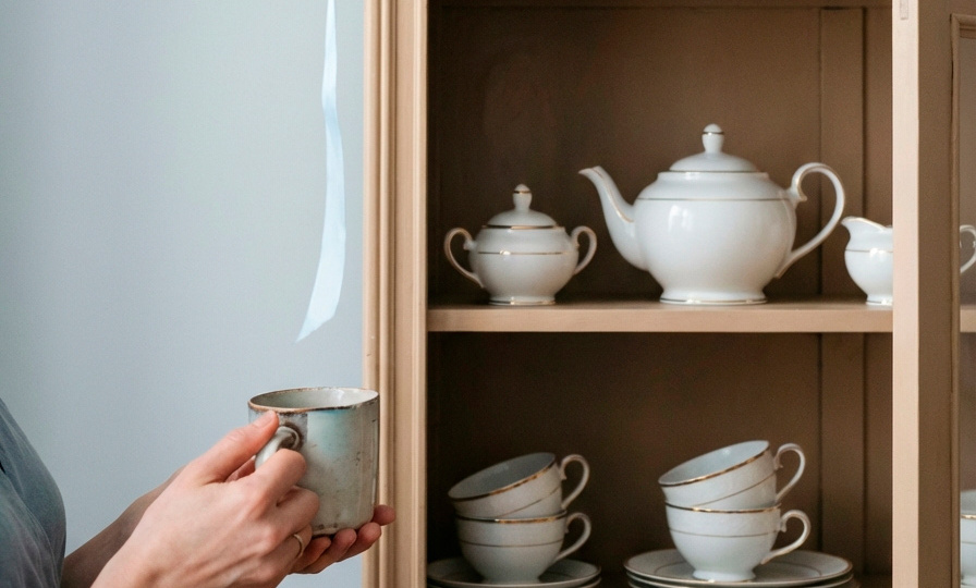 Проклятие советского серванта или синдром отложенной жизни