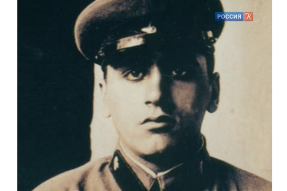 Степан Исаакян, скрин видео https://smotrim.ru/brand/31784#playing_video=685167