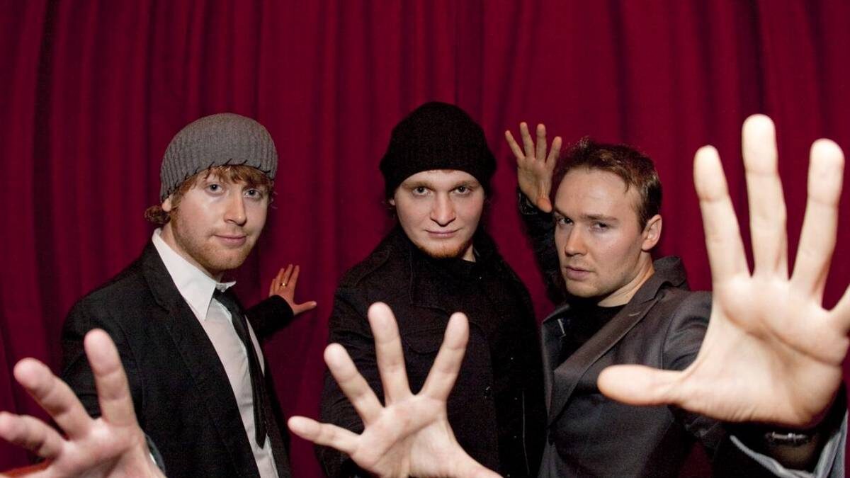    Иллюзионисты Илья, Сергей и Андрей Сафроновы известны на всю страну / Фото: Антон Денисов/ РИА Новости